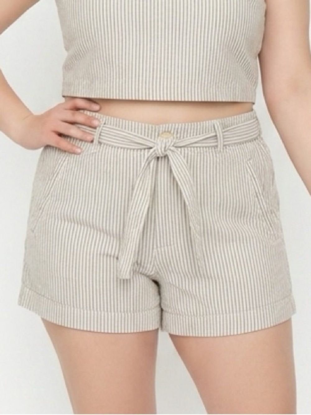 AMERICAN EAGLE | NEW Striped Cream & Navy Blue Tie-Waist Shorts Women’s Size 12